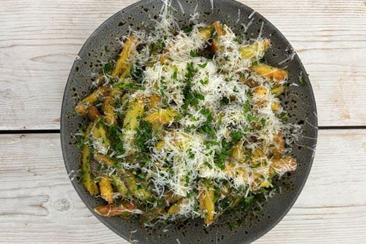 recipe image Garlic Butter and Cheese Chips