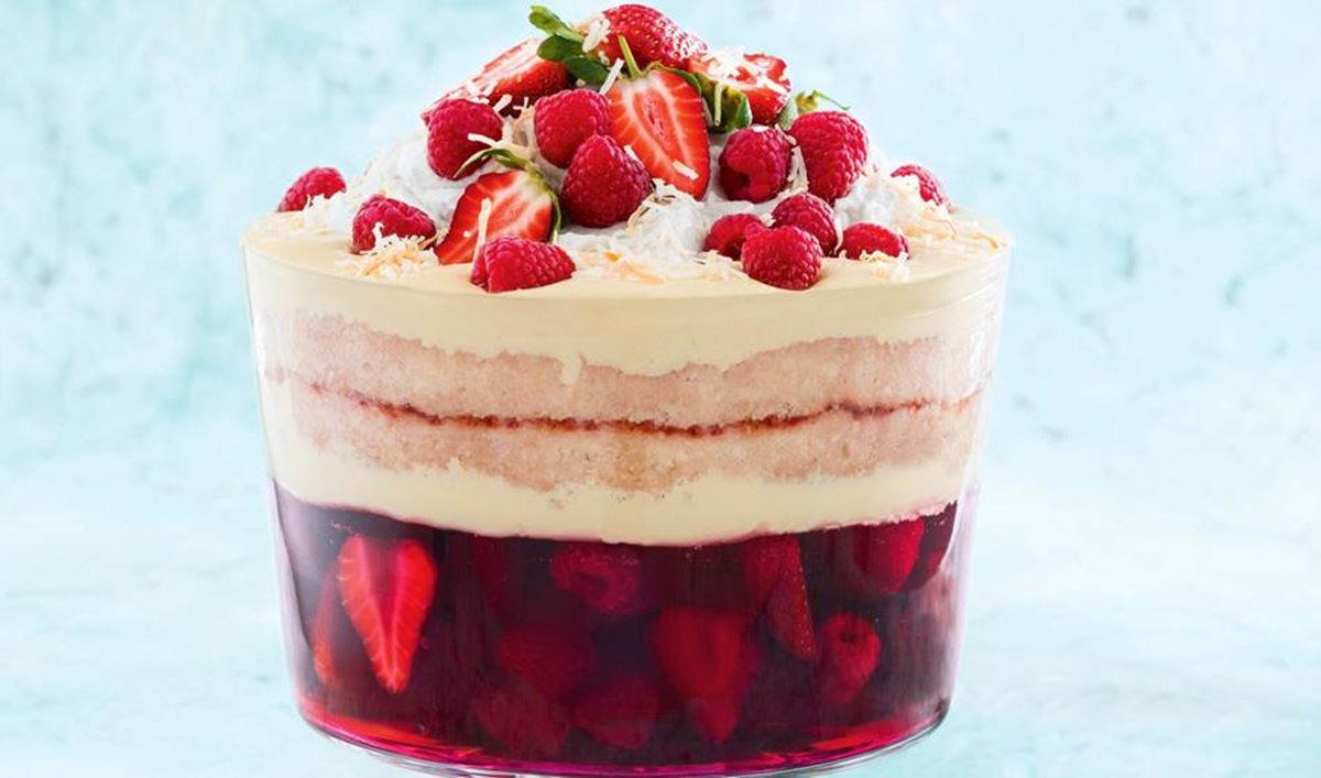recipe image Berry and coconut christmas trifle
